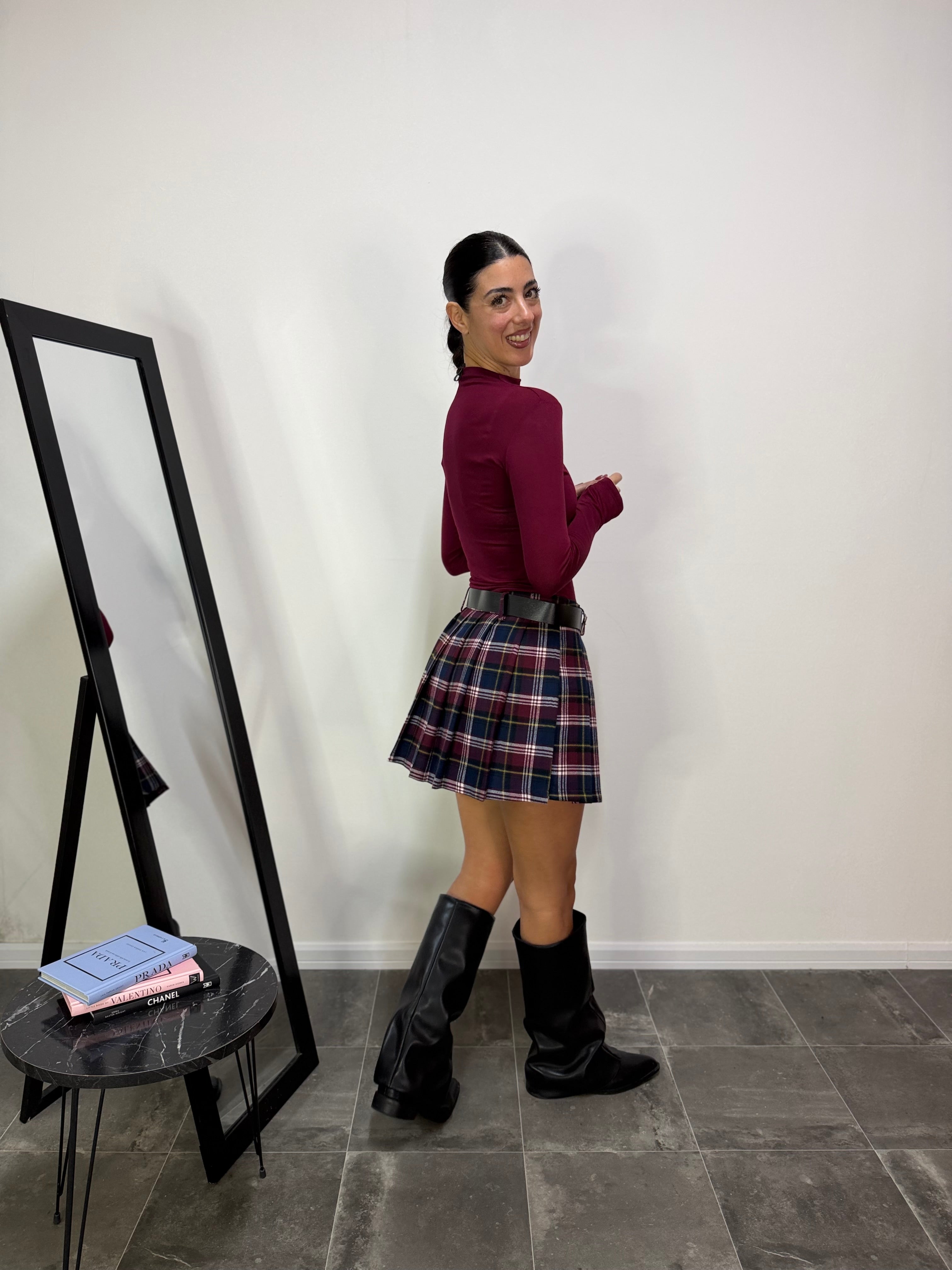 OUTFIT Scozzesina