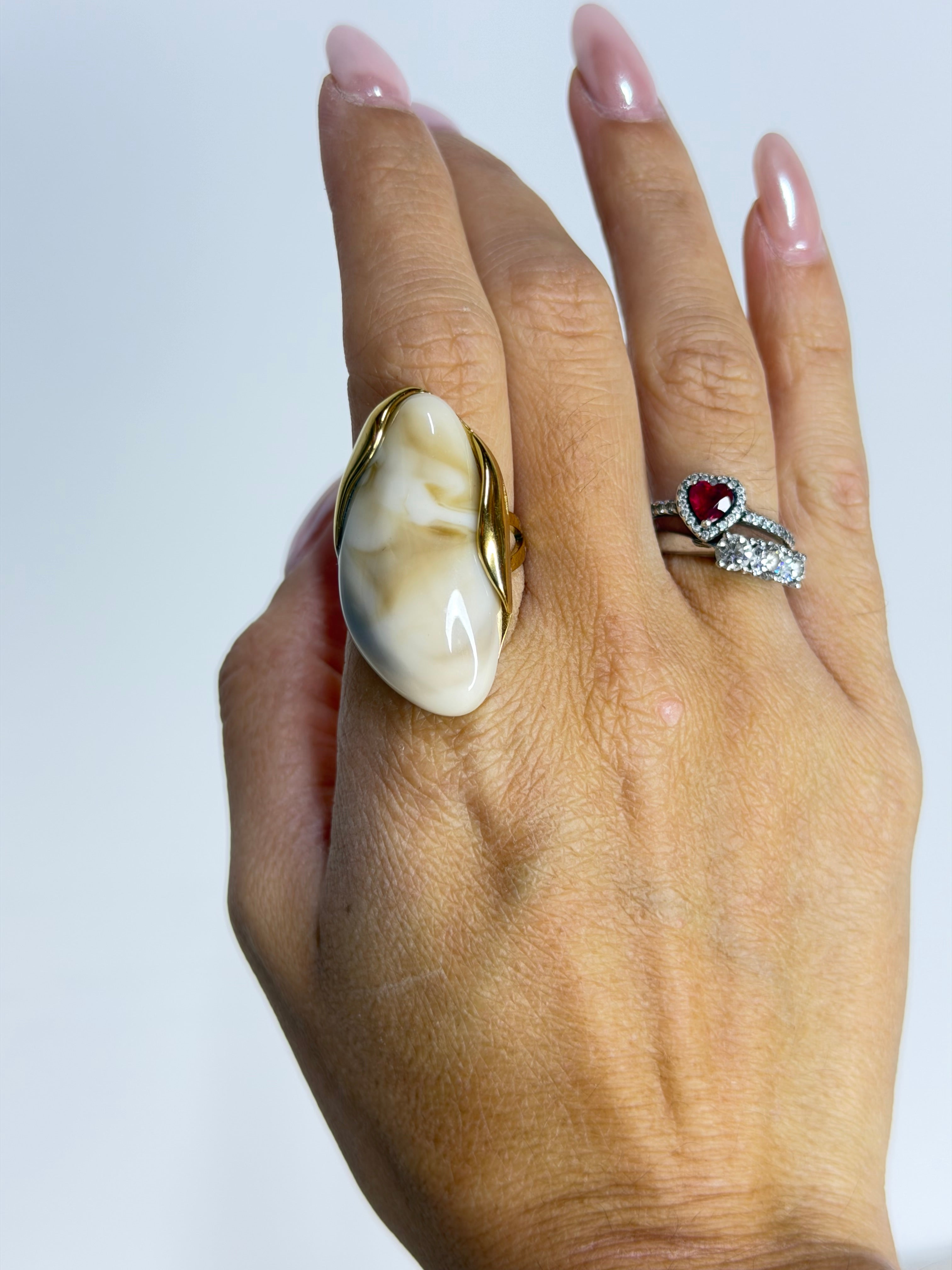 Anello Goccia Beige