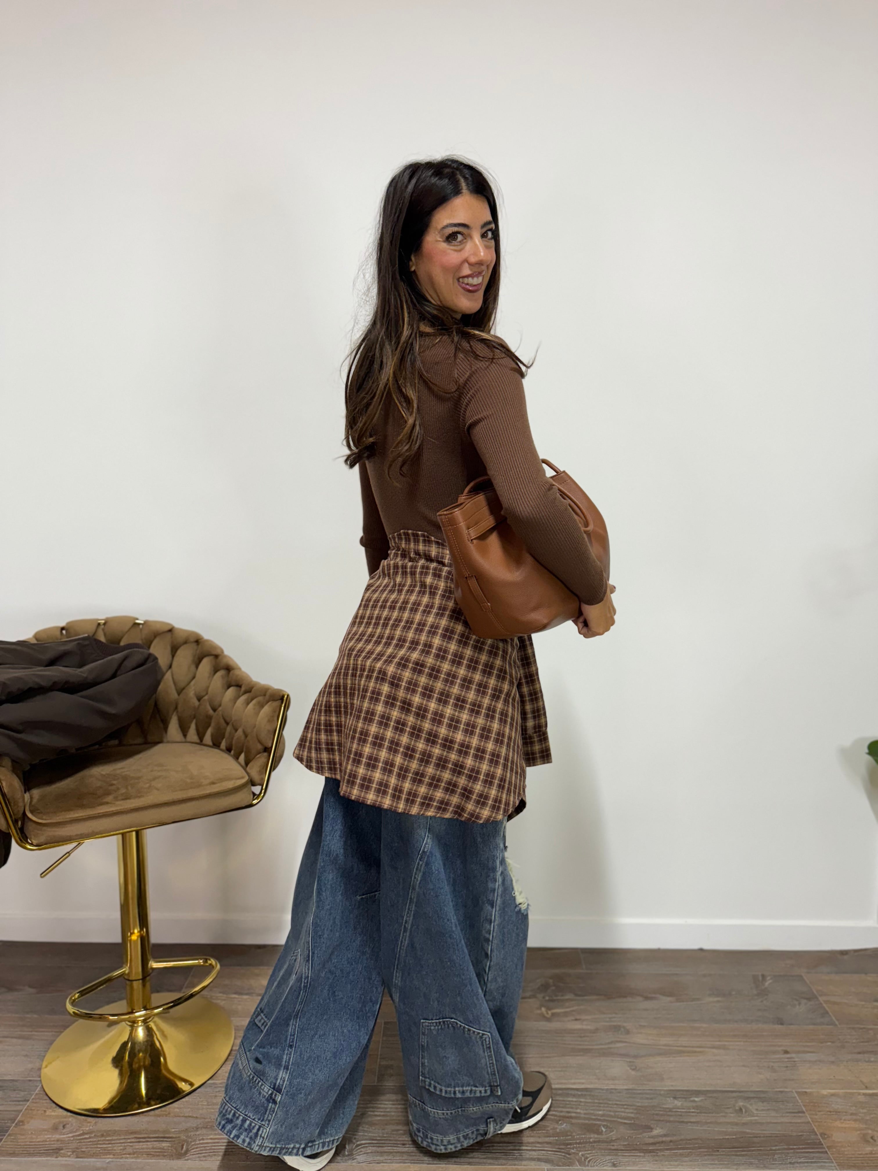 Body Floriana Brown