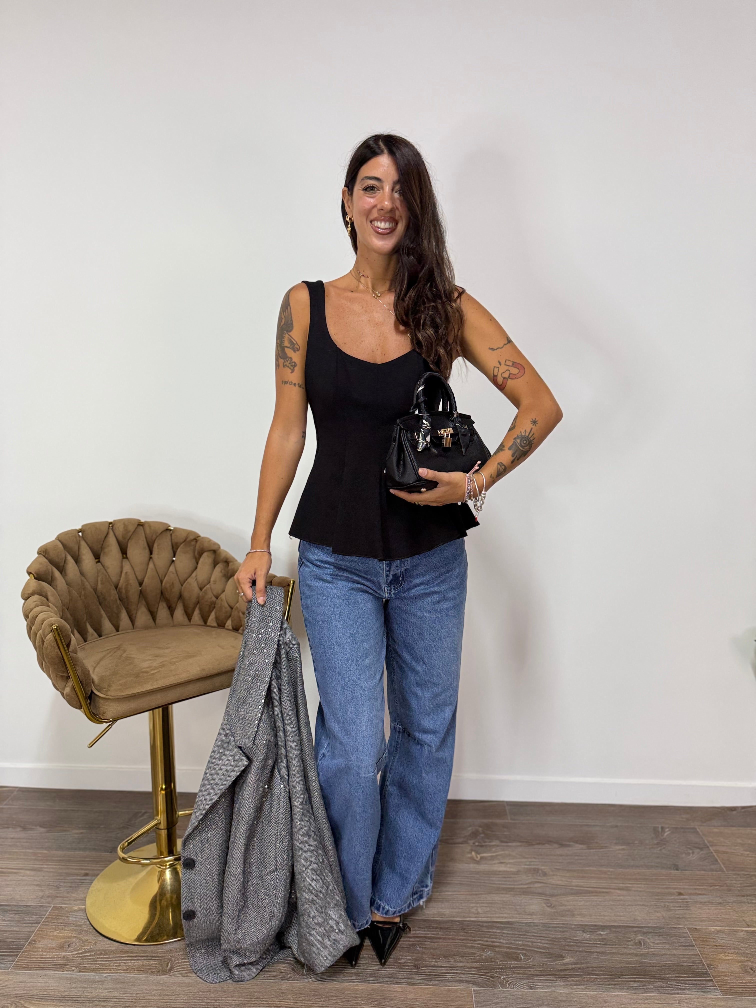 Top Sandy Black