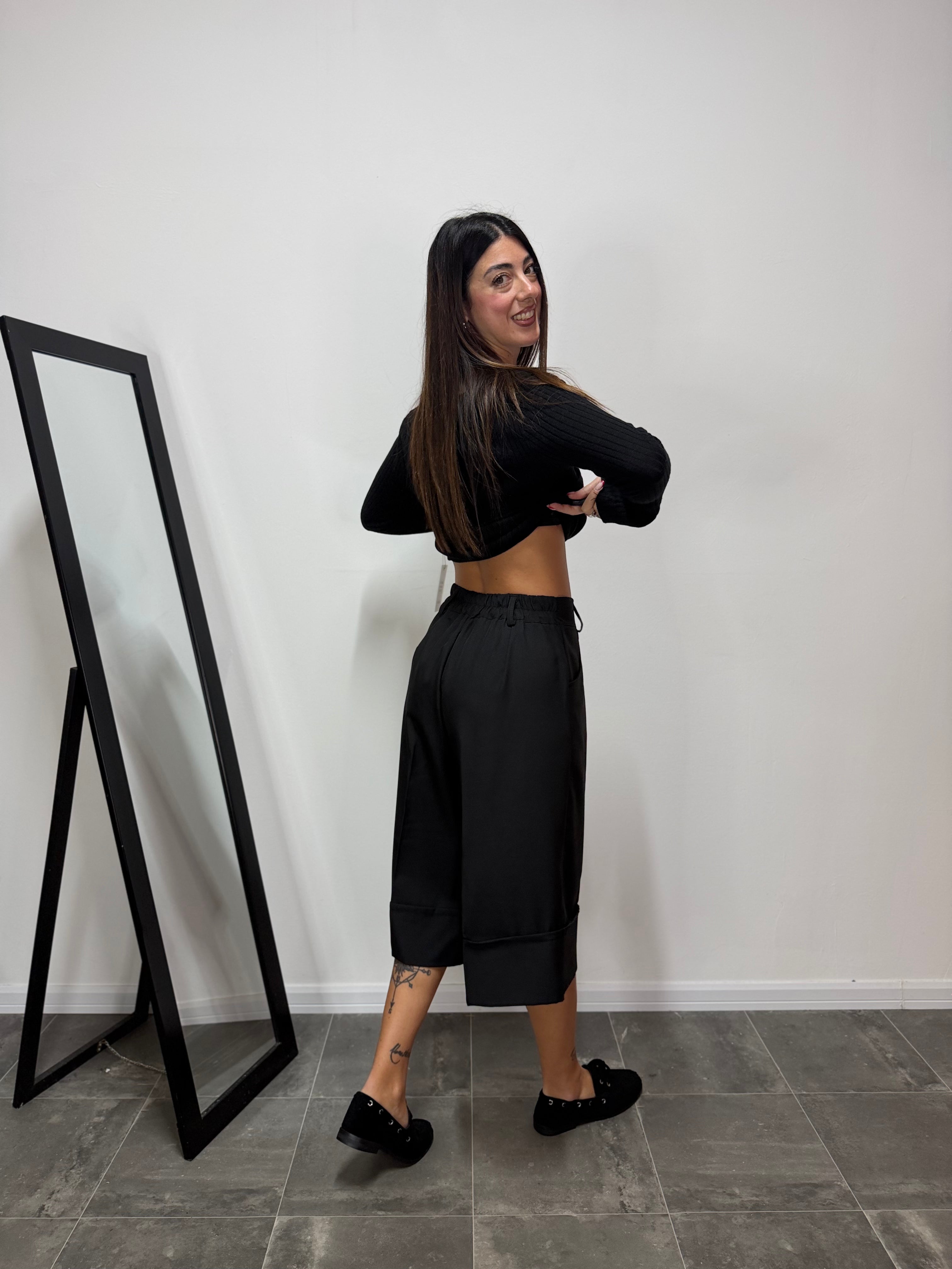 OUTFIT Moon Black