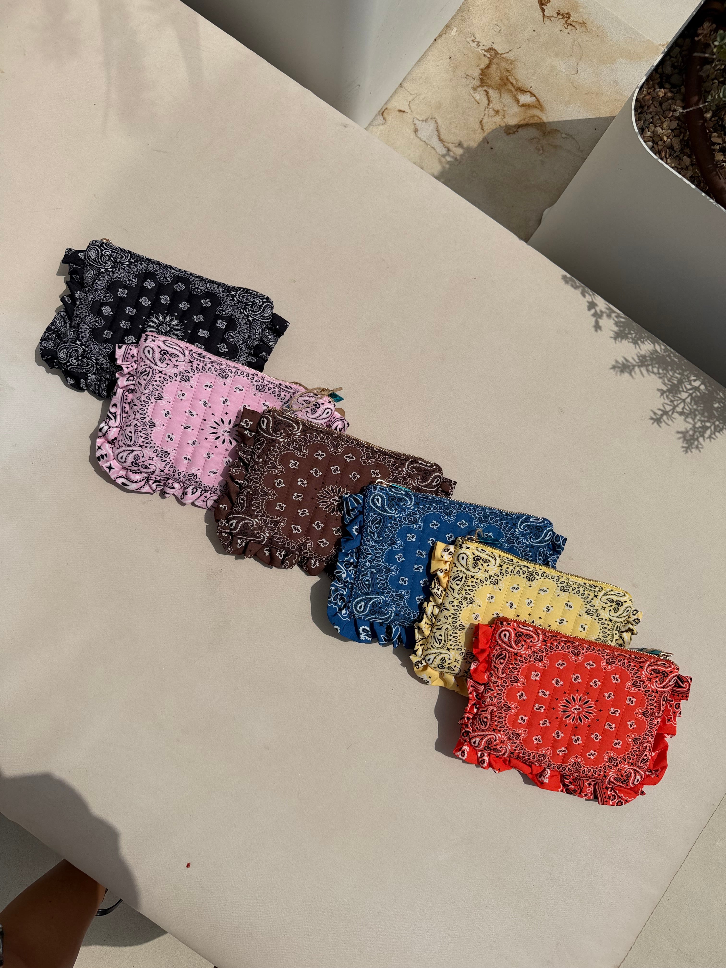 Pochettina Bandana