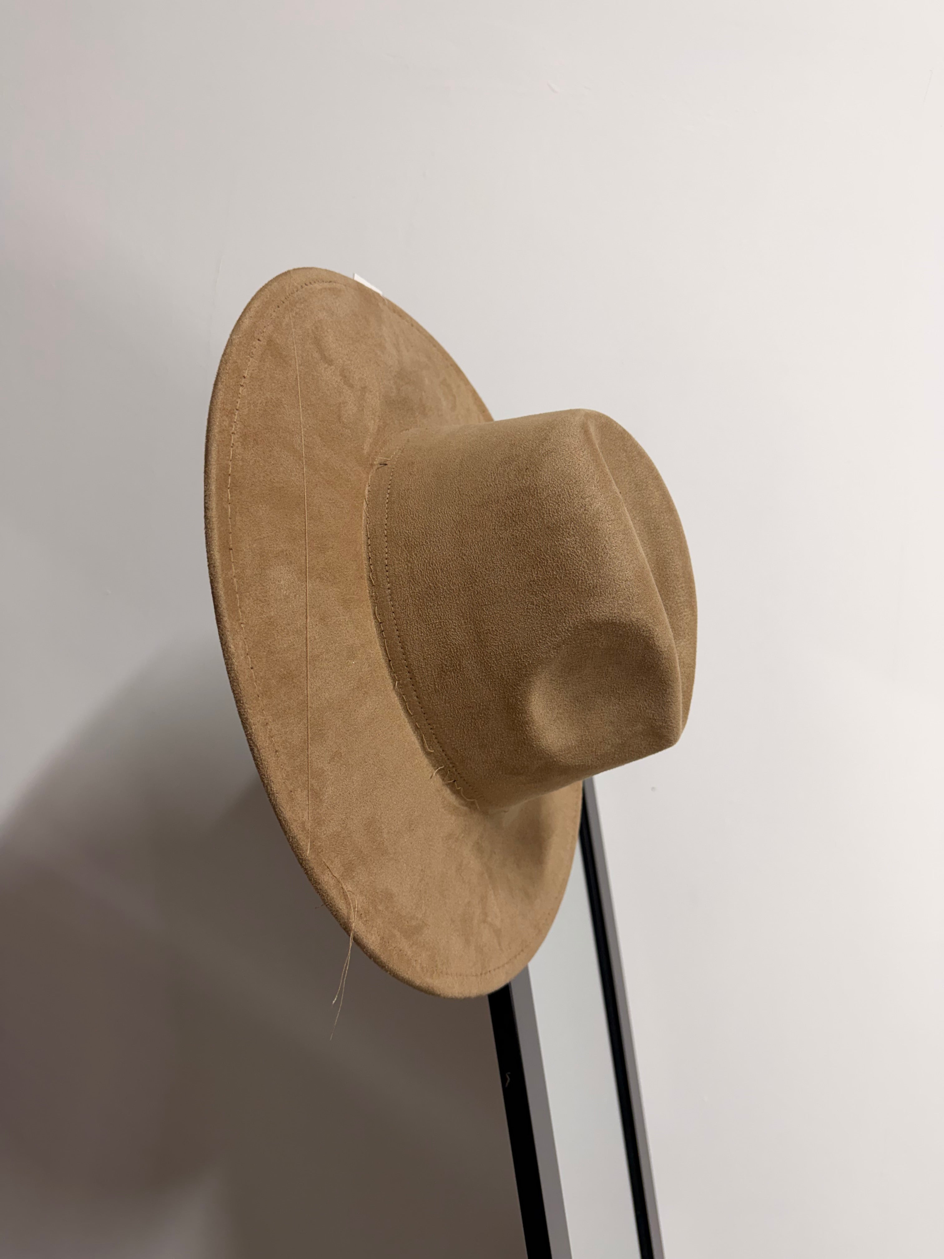 Cappello Suede