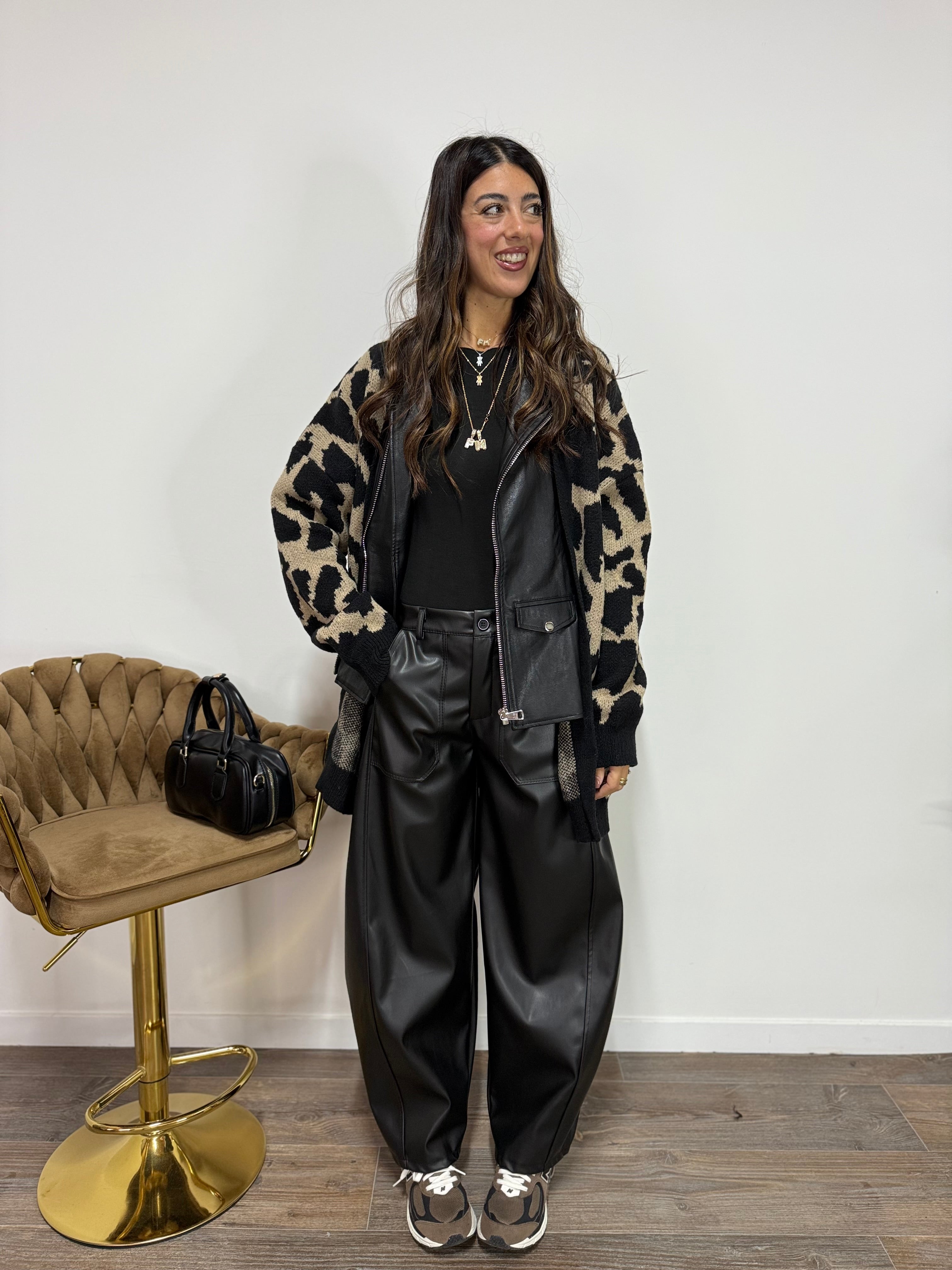 Chiodo/Cardigan Leoness