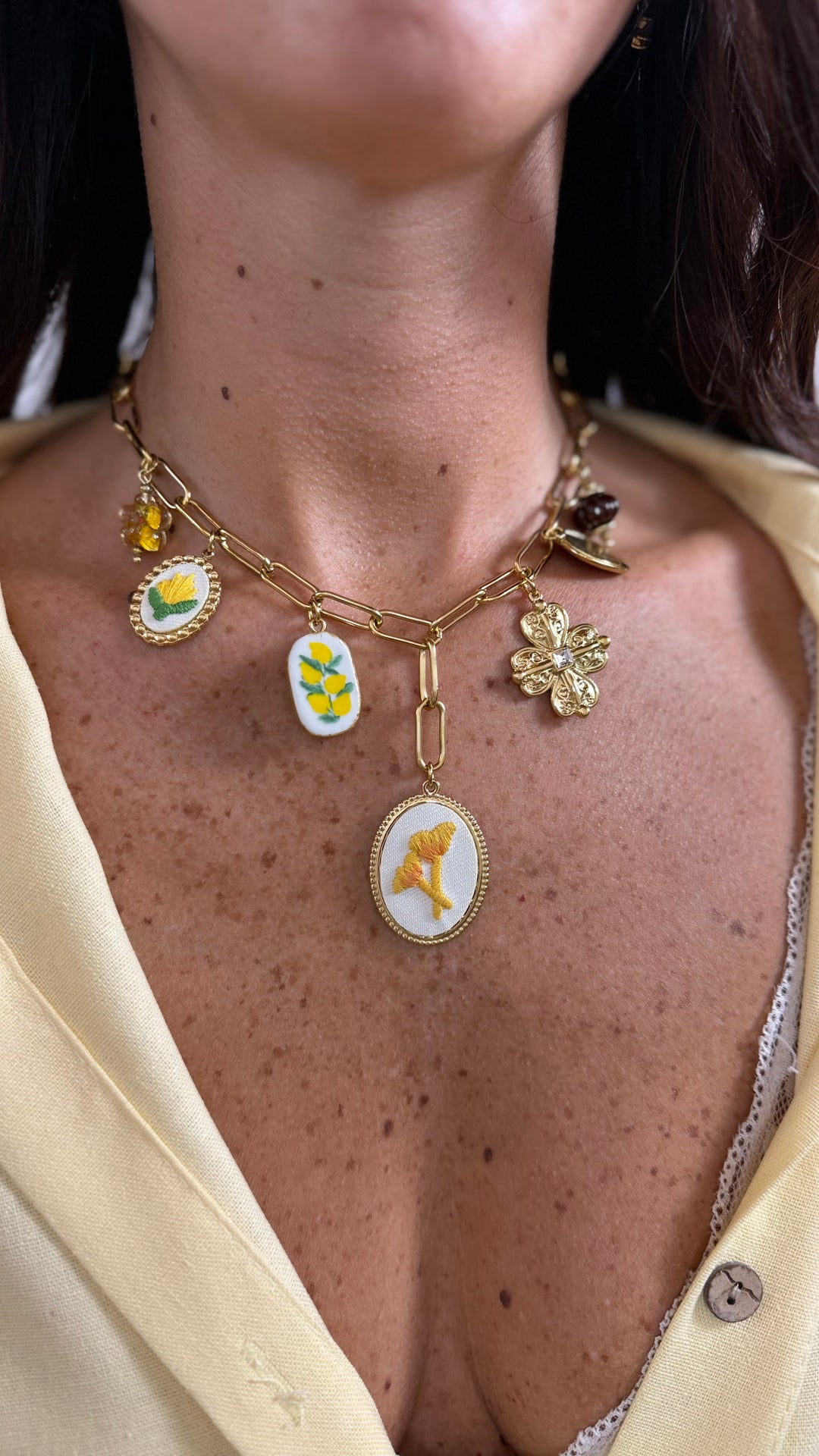 Collana Dafne