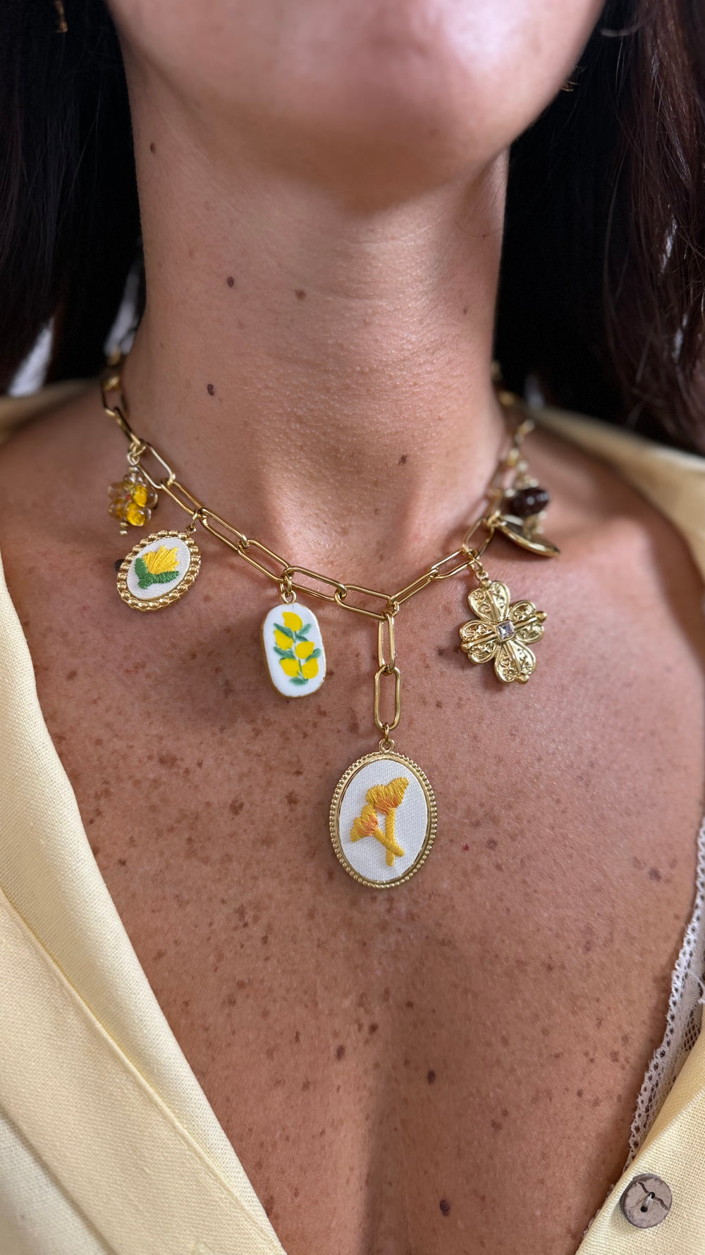 Collana Dafne