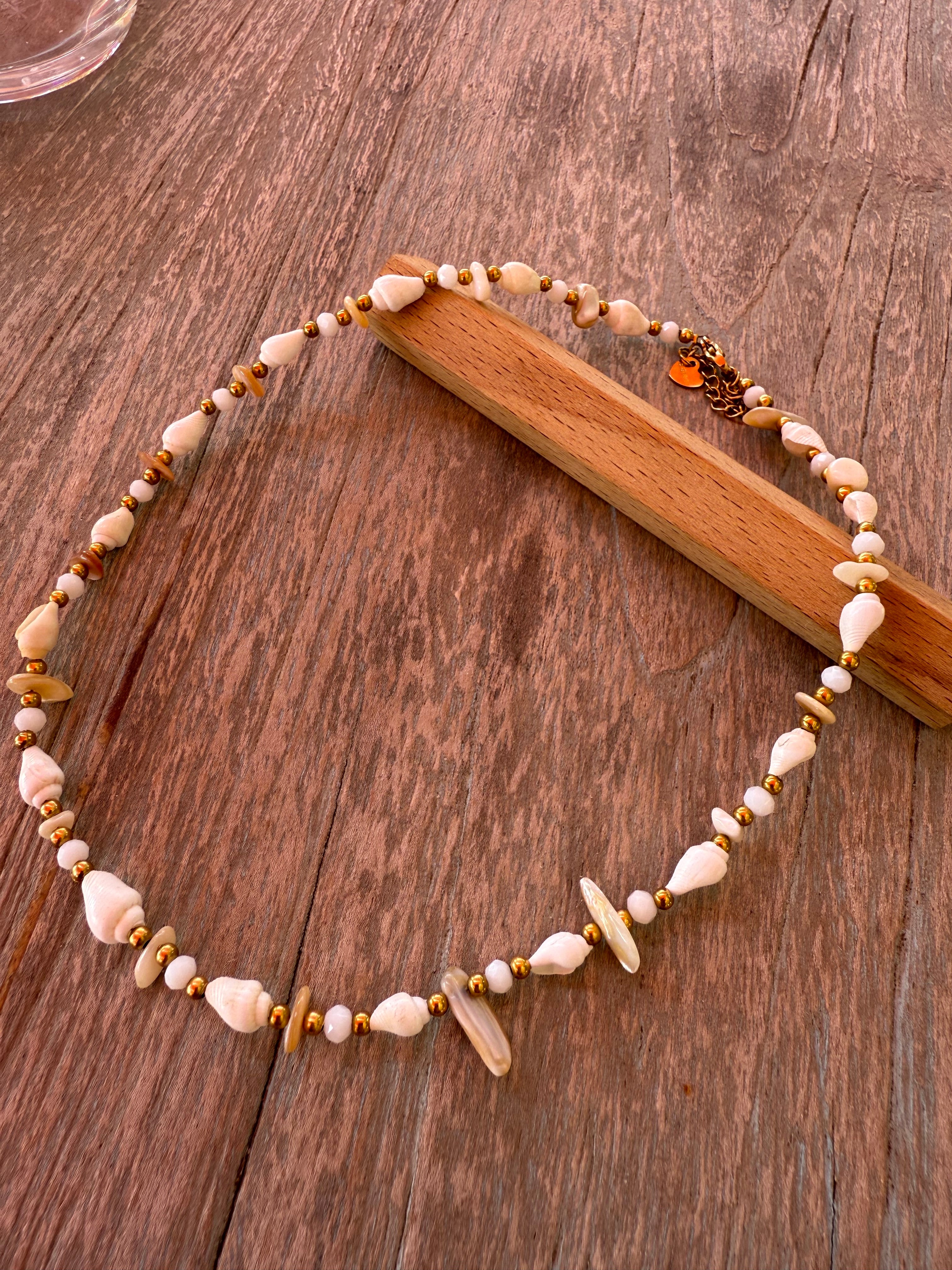 Collana Shell