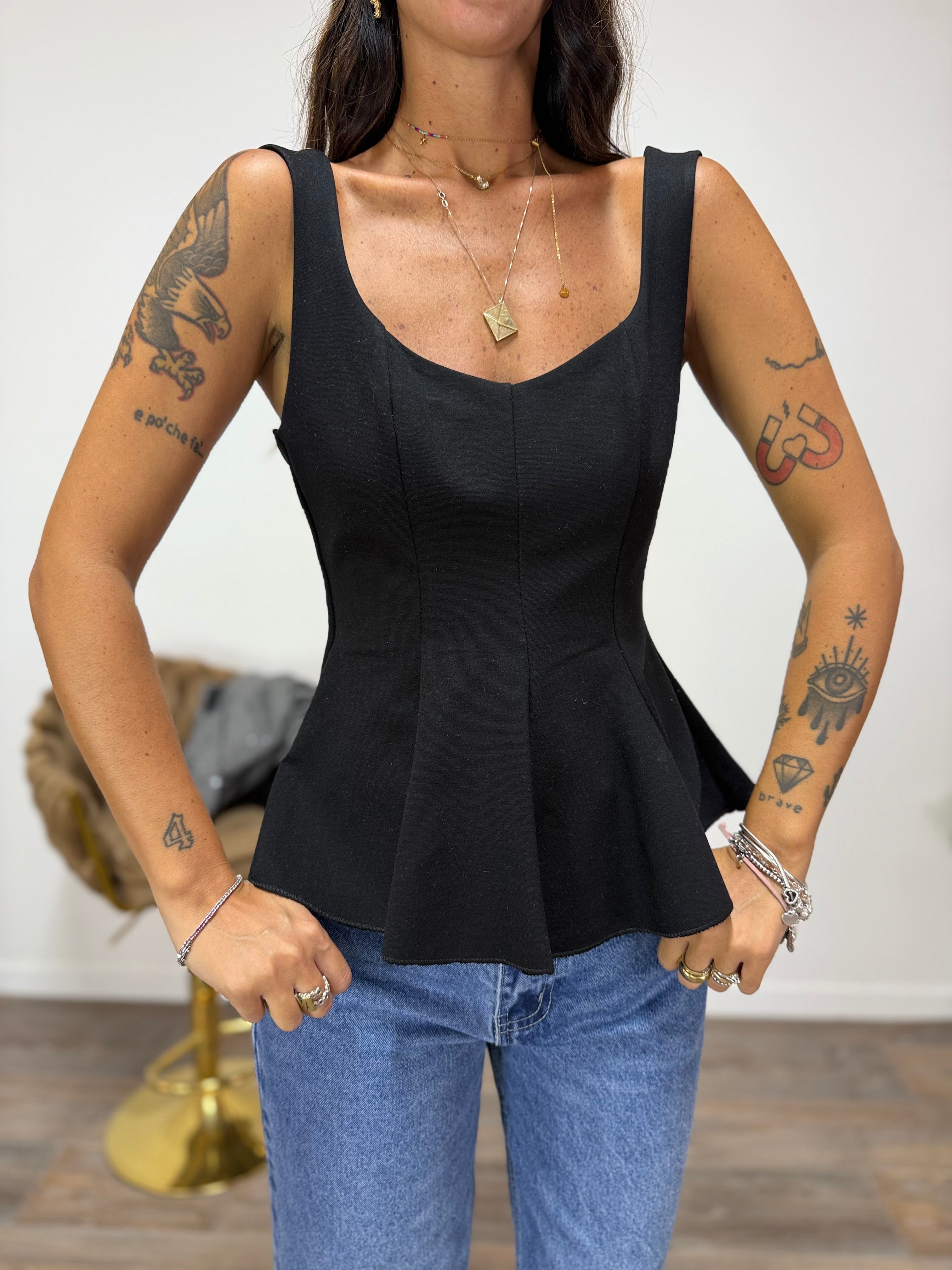 Top Sandy Black