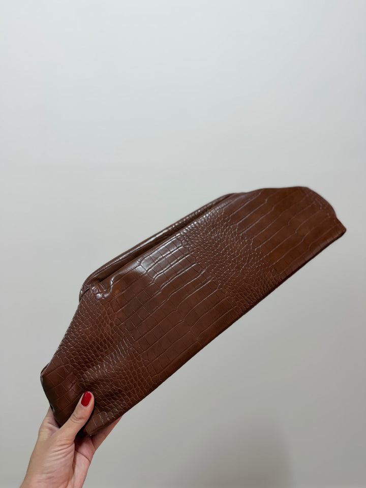 Pochette Hilary