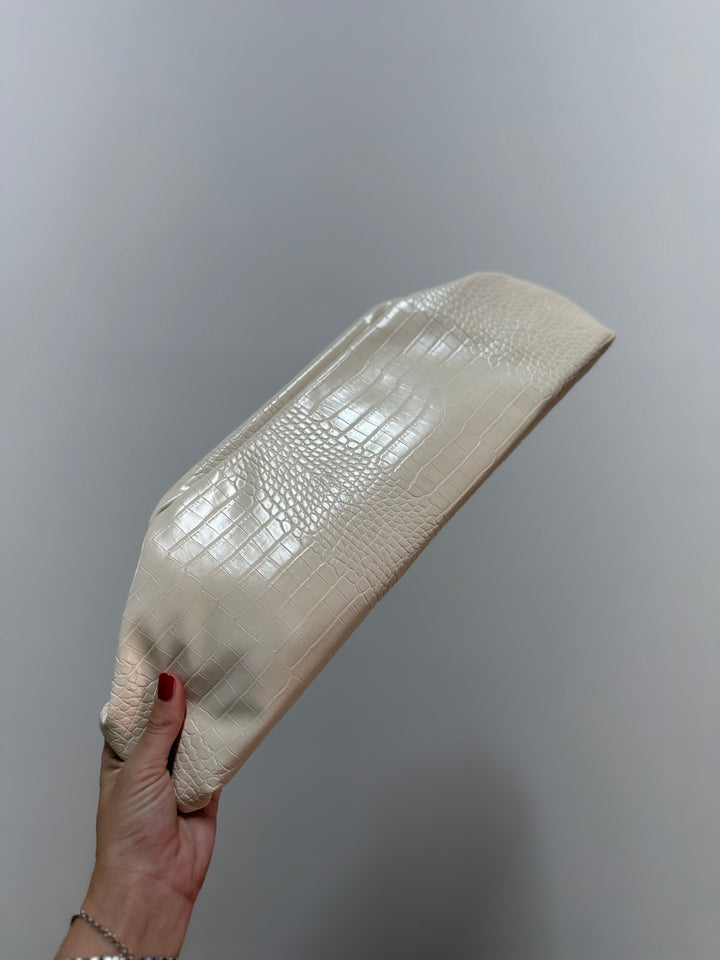 Pochette Hilary