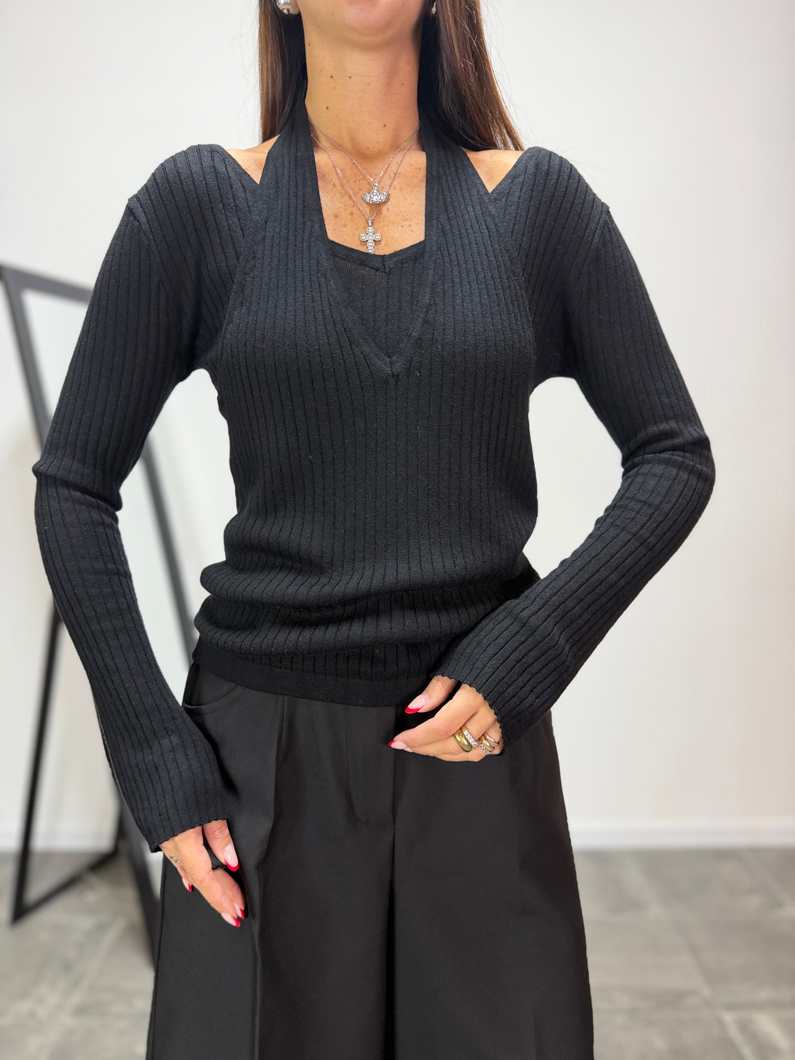 OUTFIT Moon Black