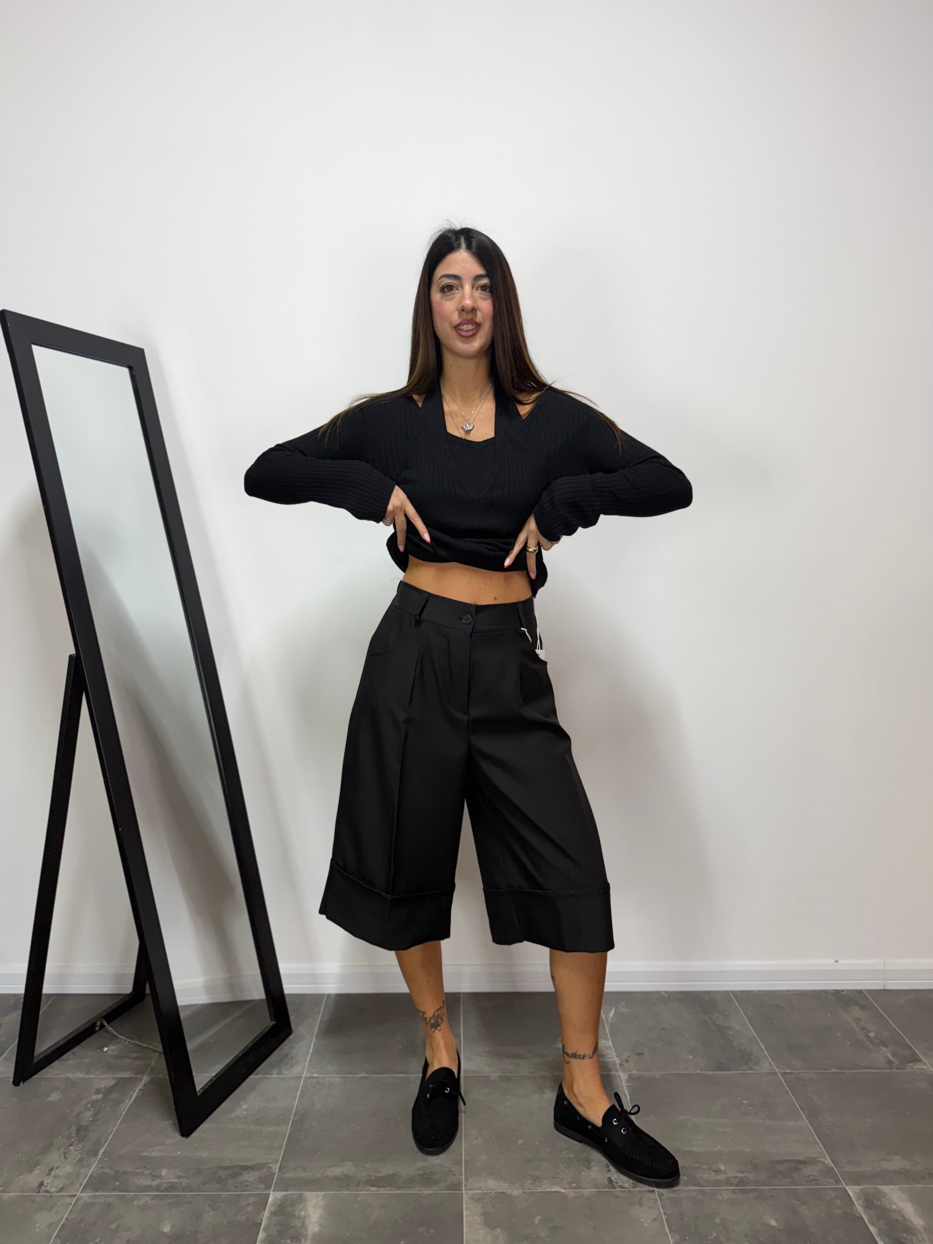 OUTFIT Moon Black