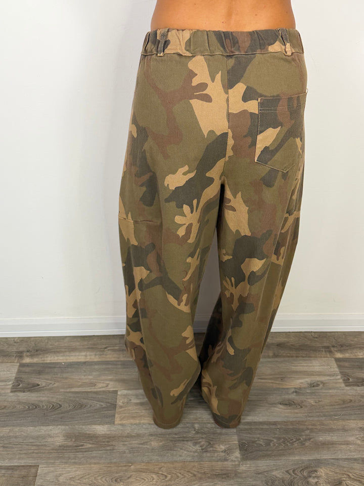 Jeans Balloon Mimetic War