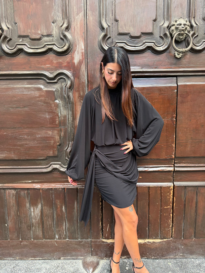 Abito Total Black